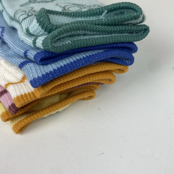 Winnie the Pooh no show socks 5 set, Eeyore Pooh Tigger Piglet & Bees NEW - Picture 10 of 11